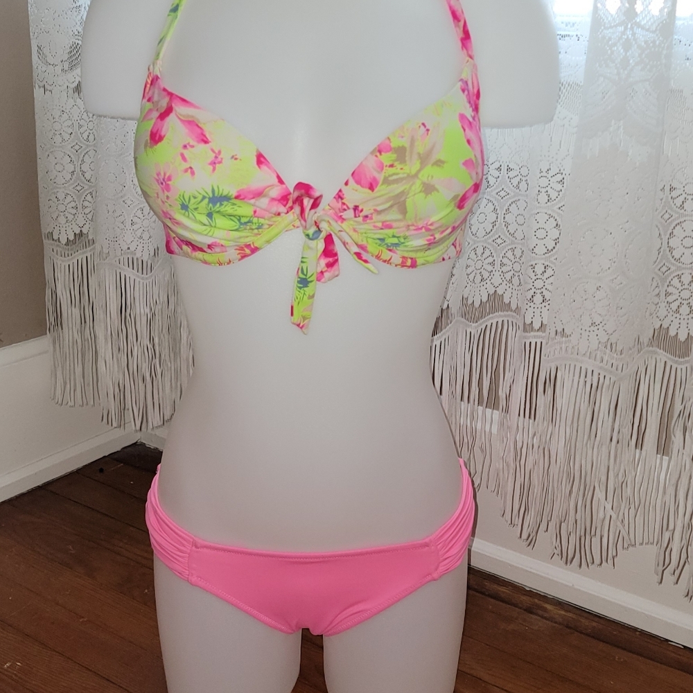 Victoria's Secret Gorgeous Add 1 Cup Bikini Set
